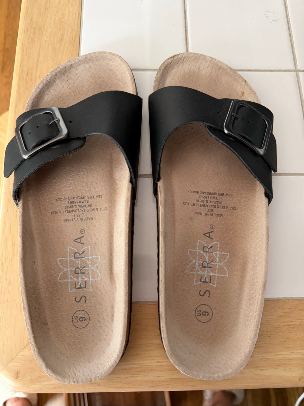 SERRA Black Single-Band Slide Sandals with Buckle